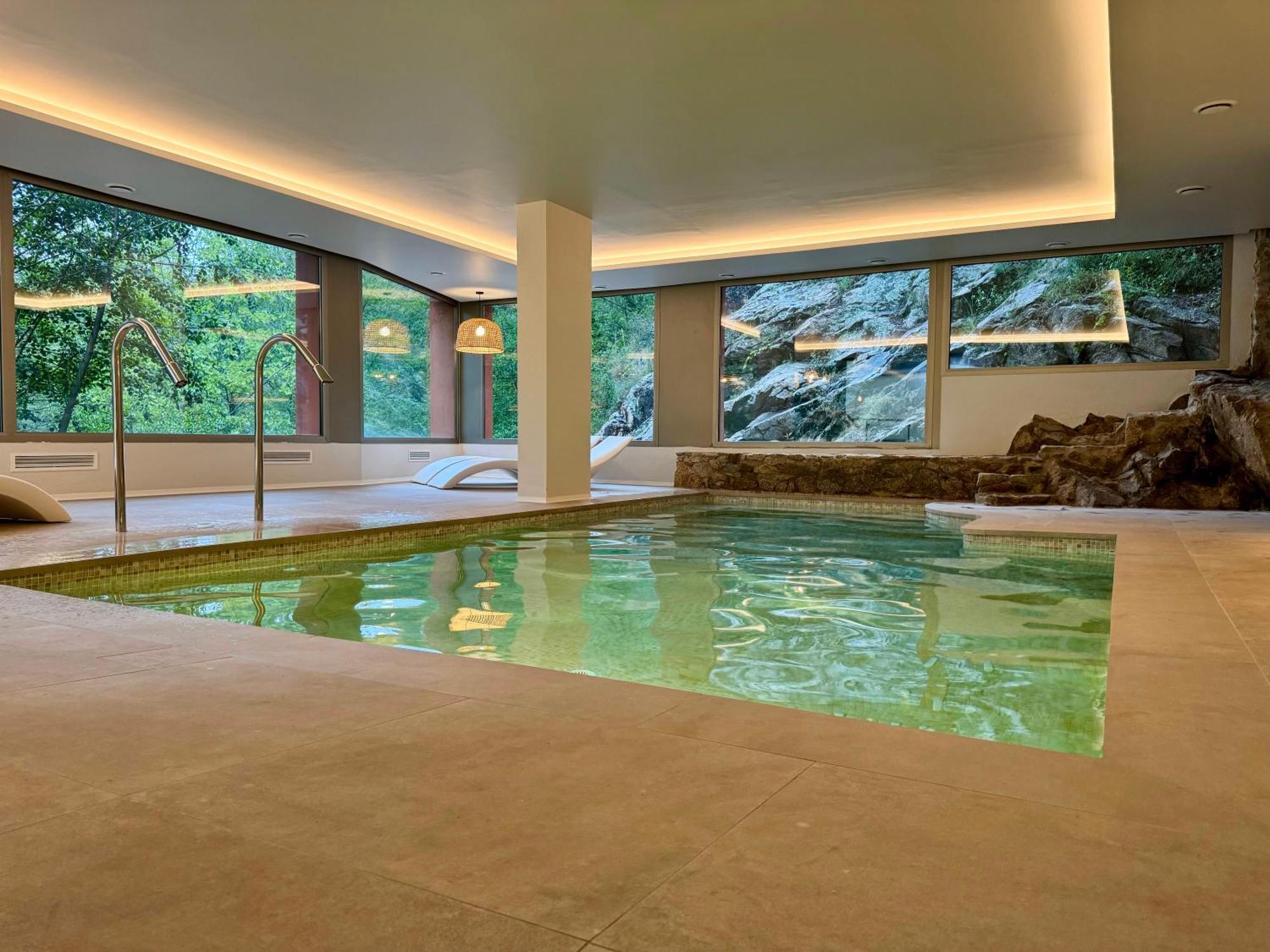 Hotel Spa La Central - Adults Only Maçanet de Cabrenys Dış mekan fotoğraf