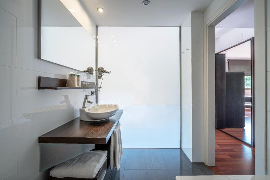 Hotel Spa La Central - Adults Only Maçanet de Cabrenys Dış mekan fotoğraf